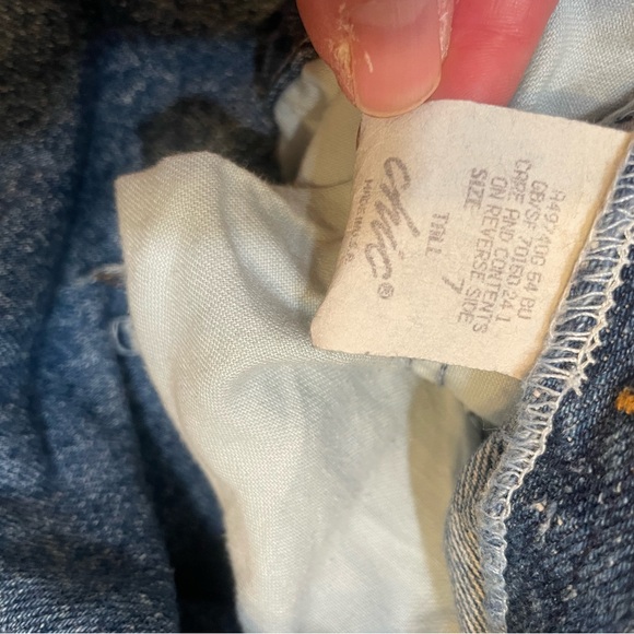 Chic High Rise Blue Jeans - Picture 3 of 5